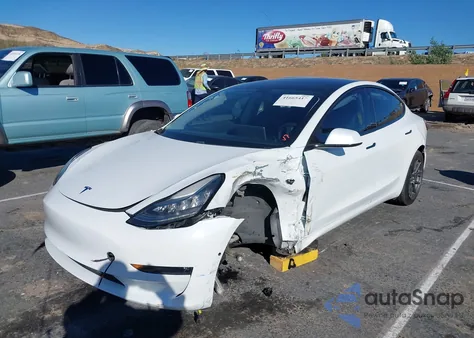 2018 Tesla Model 3 Long Range/Performance from USA, damaged, VIN 5YJ3E1EB9JF088774